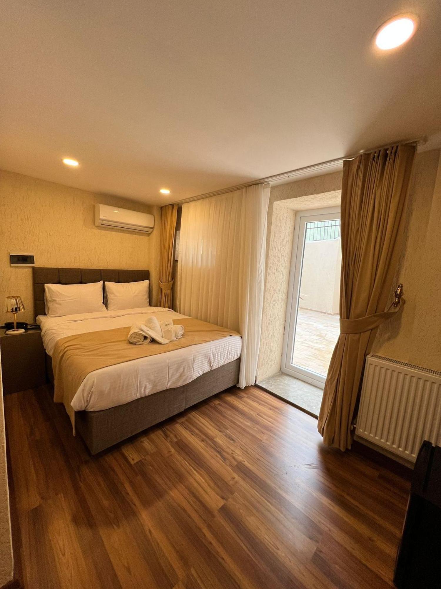 Taksim Nacre 360 Suit Estambul Exterior foto