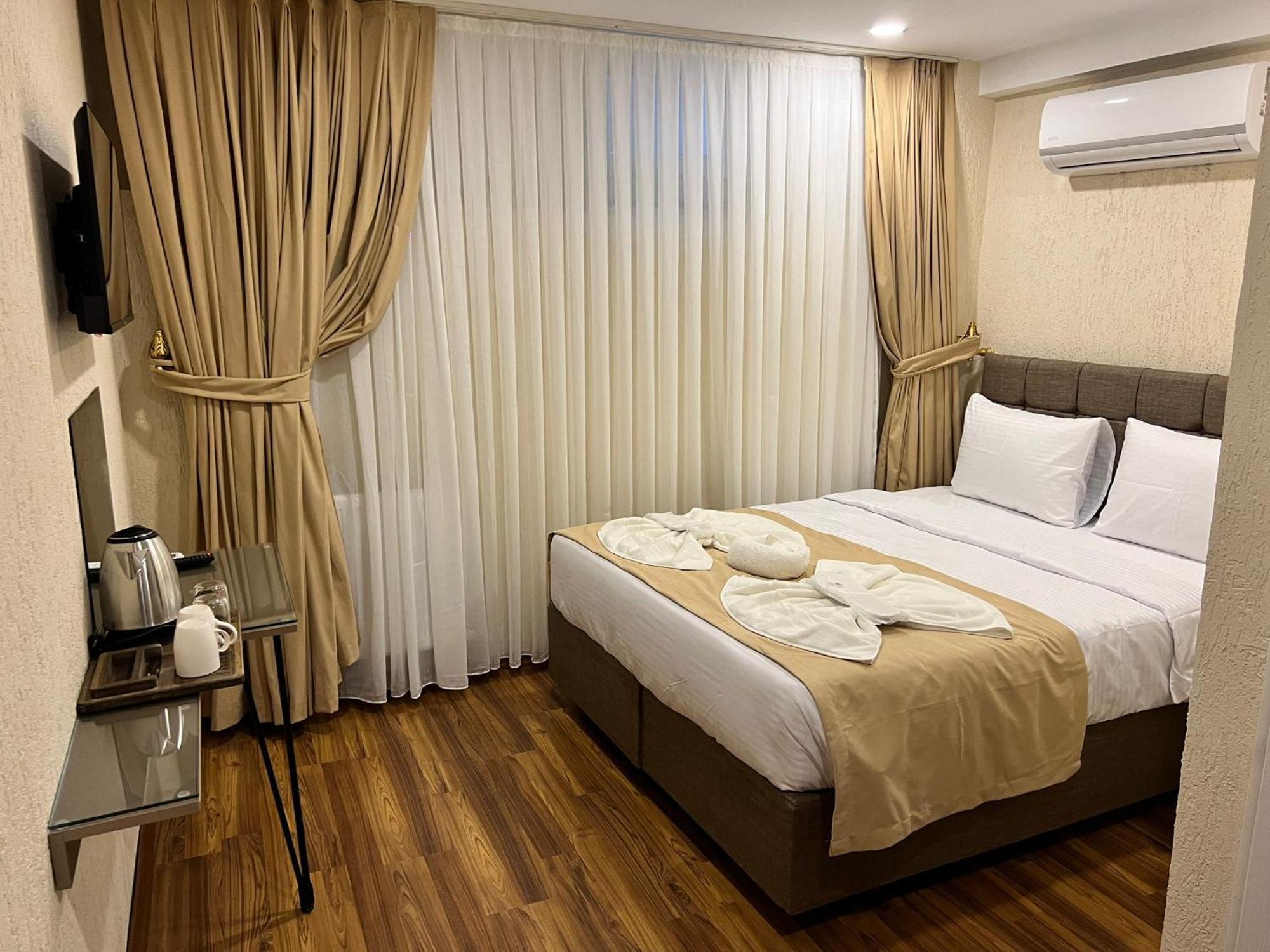 Taksim Nacre 360 Suit Estambul Exterior foto